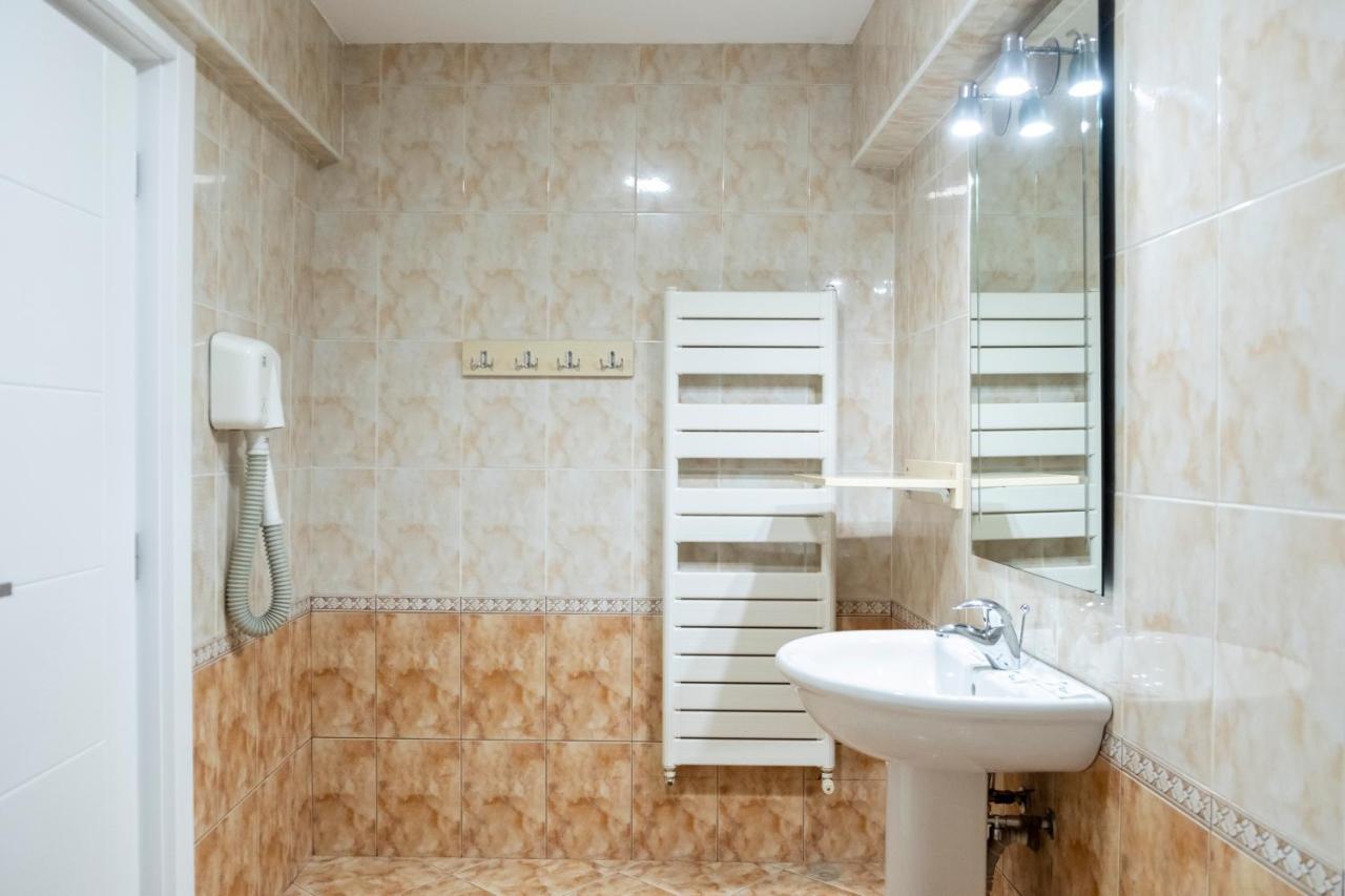 Casa Gabriela Hotel Boekarest Buitenkant foto
