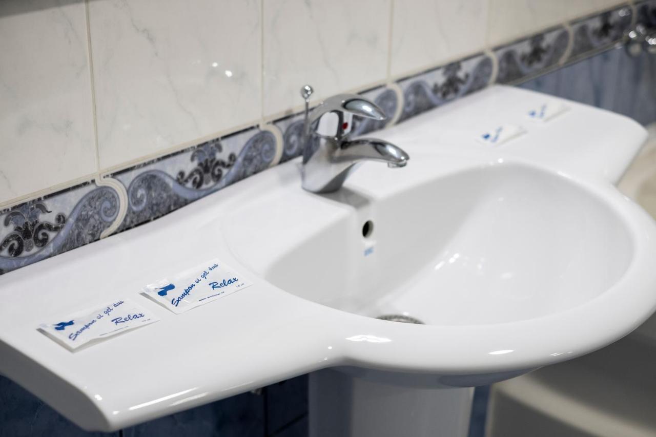 Casa Gabriela Hotel Boekarest Buitenkant foto